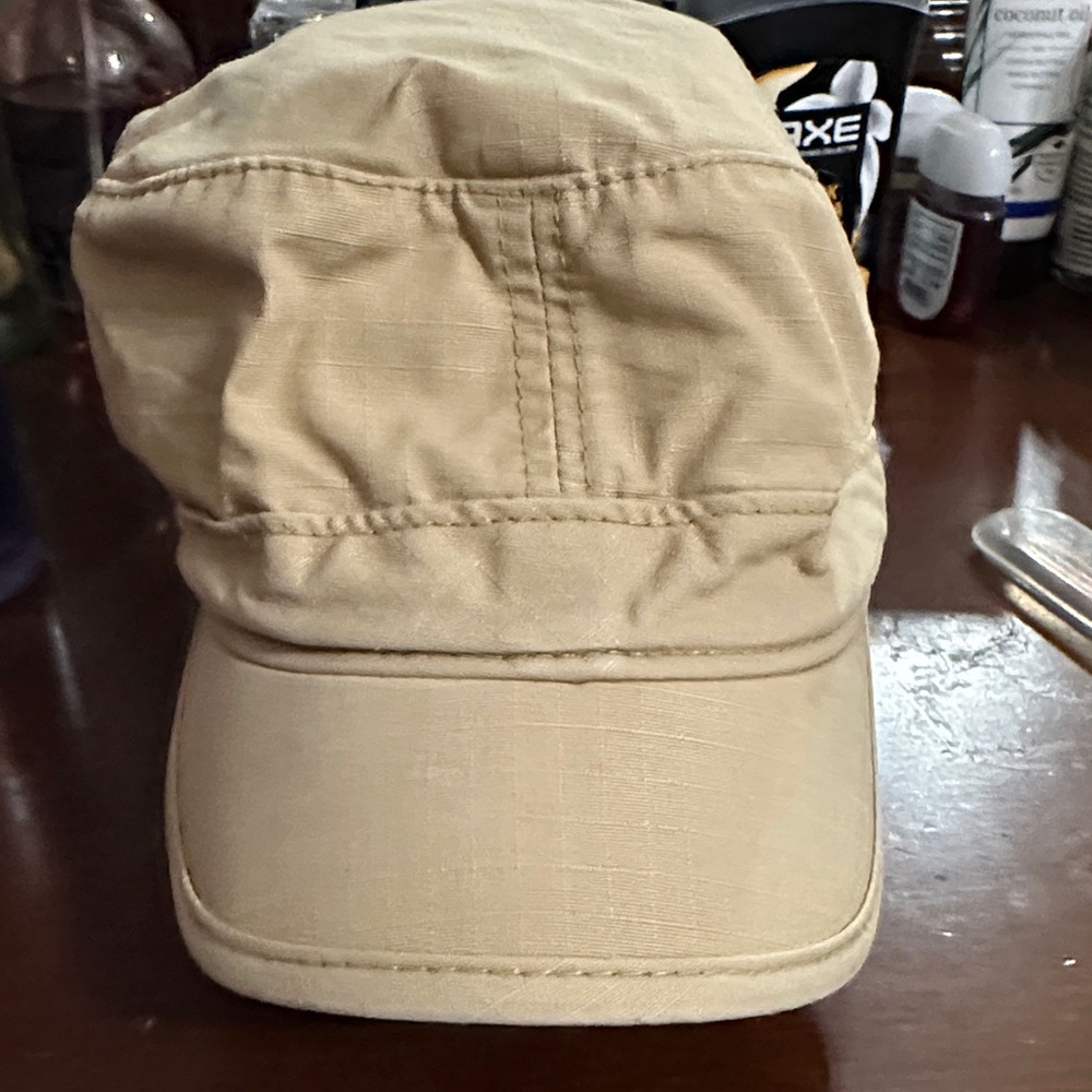 Tan Cap